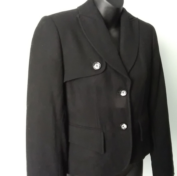 💯% Wool 🌟Cropped🌟 Blazer - Picture 11 of 13